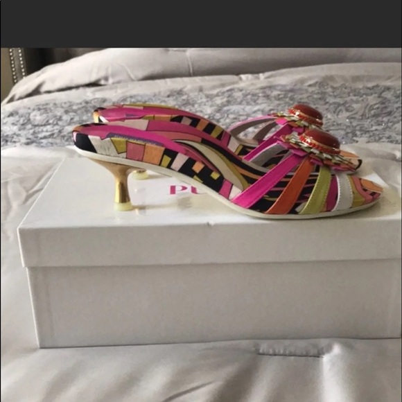 Vintage Emilio Pucci Kitten Heel - Picture 2 of 6